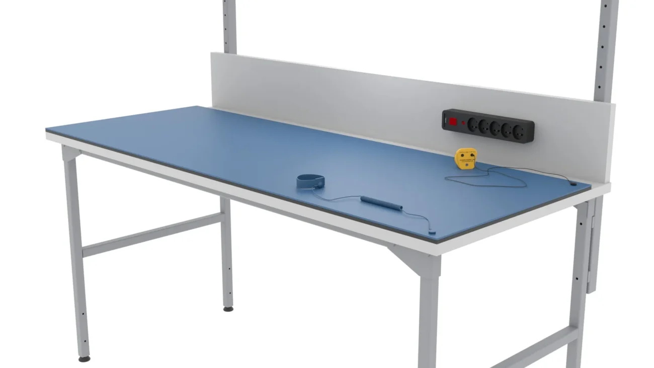 zabezpieczenie-esd-blatu-stolu-ra-construction-calosc