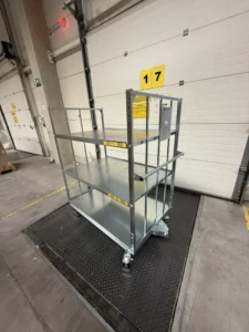 wózek transportowy przemysłowy z dyszlem do wózków pociągowych RA Construction