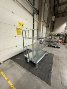 wytrzymały wózek transportowy przemysłowy do wózków pociągowych